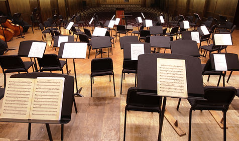 Musizieren in verschiedenen Besetzungen.